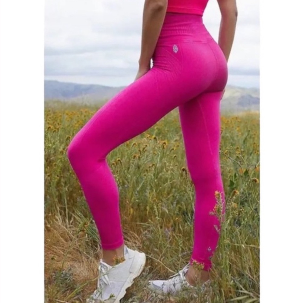 Free People / Free Throw Leggings in Mexican Sage